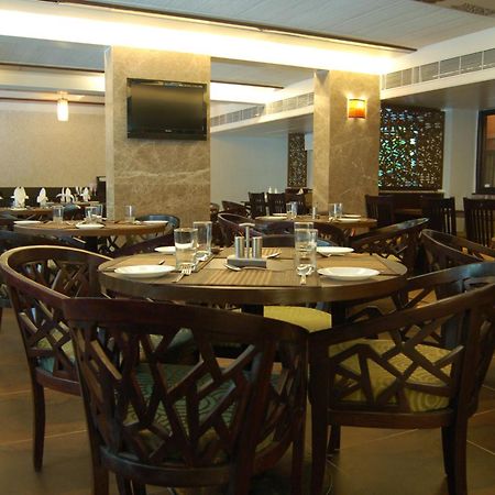 Comfort Inn President Ahmedabad Exterior foto