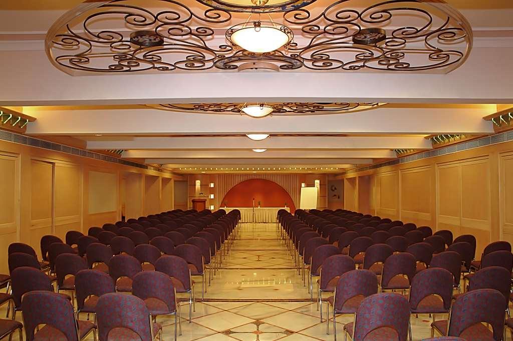 Comfort Inn President Ahmedabad Einrichtungen foto