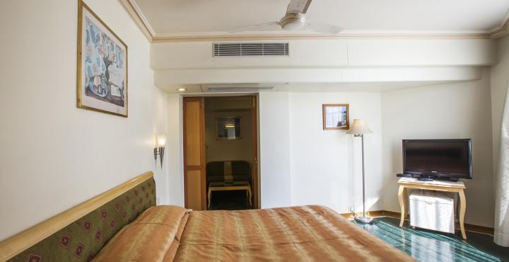 Comfort Inn President Ahmedabad Exterior foto